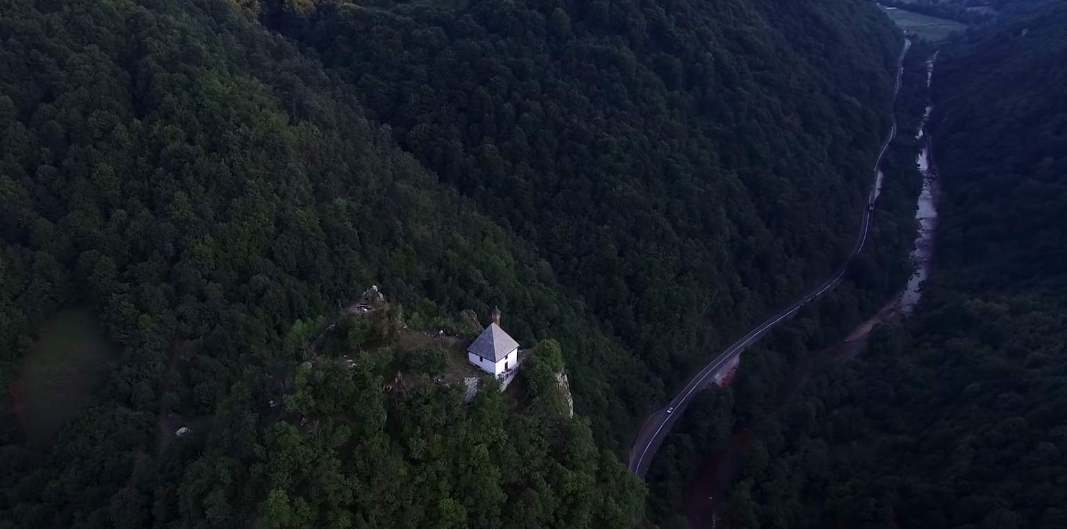 Kušlat džamija 1.jpg - Zvornik: Sutra tradicionalni džuma-namaz na Kušlatu 